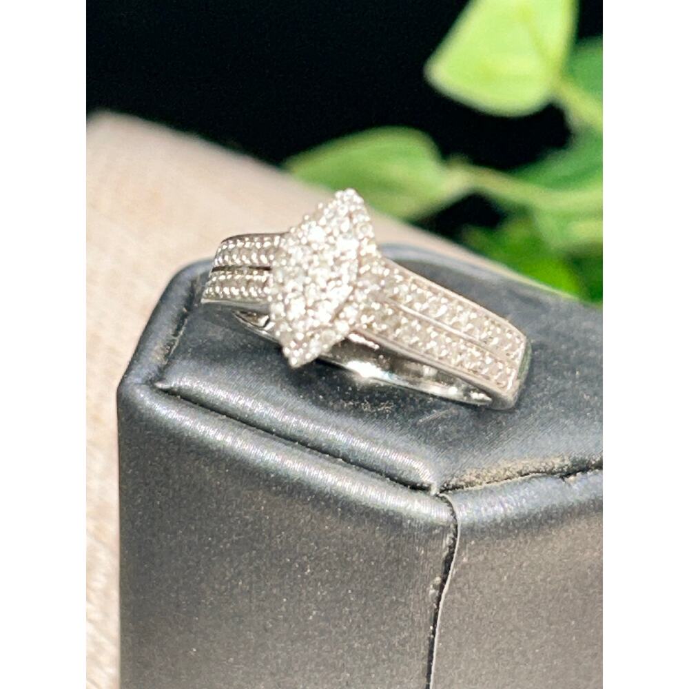 925 Sterling Silver Marquise Diamond Cluster Ring Set Size 6 Pave Band